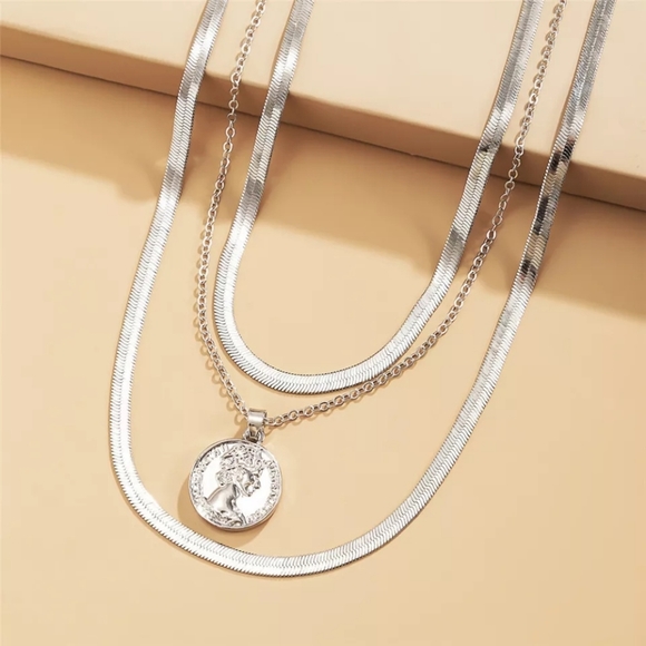 🍒 KADIE Layer Herringbone Necklace - Picture 3 of 8